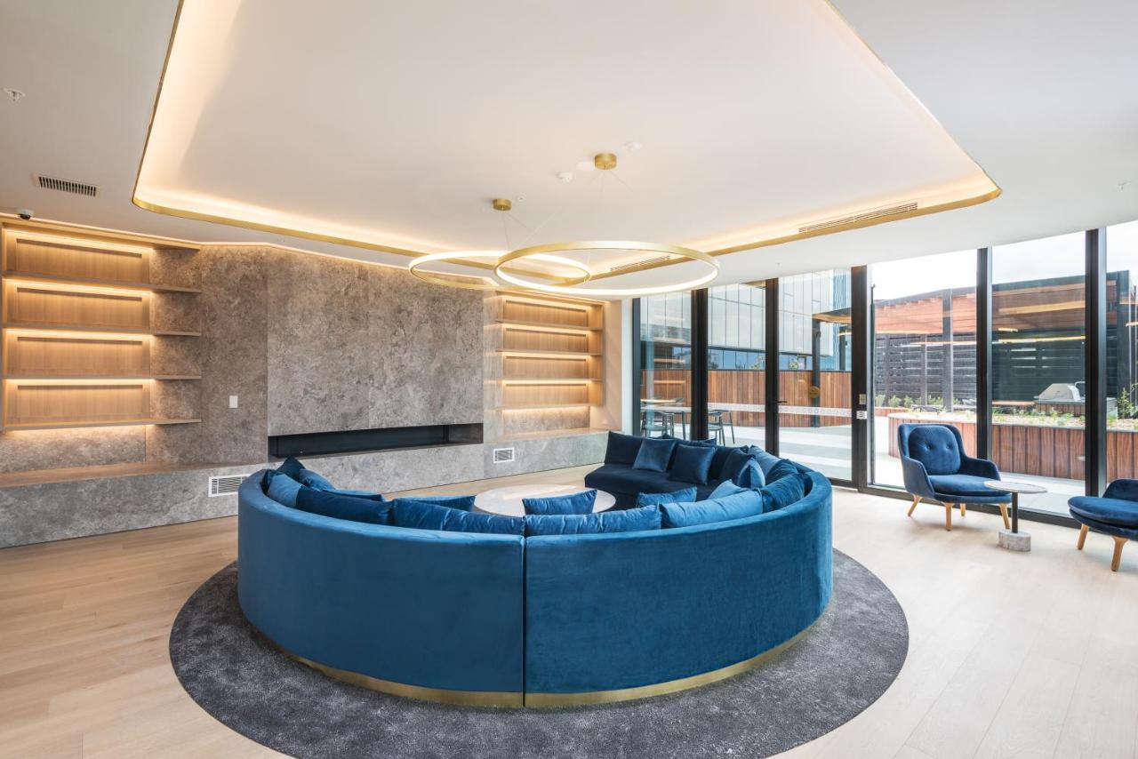 Sky One Apartments By Cllix Box Hill Exteriér fotografie